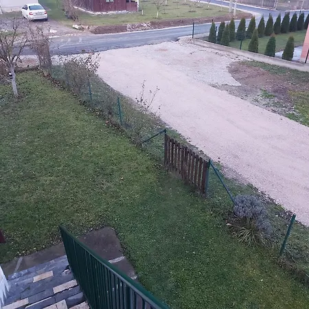 Kuca - カントリーハウス Požega