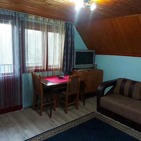Kuca -